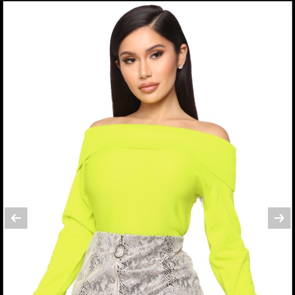 Off the shoulder top - Picture 1 of 3